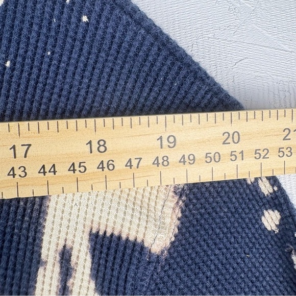 Aeropostale Navy and Cream Splatter Long Sleeve Graphic Thermal 2XL Y2K Grunge - Picture 7 of 10